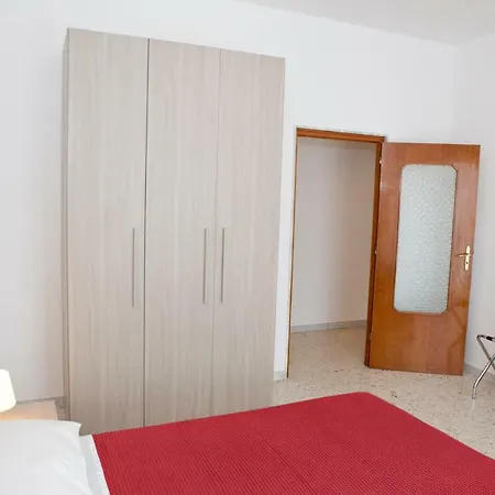 아파트 Maipiusenza House 2 모노폴리